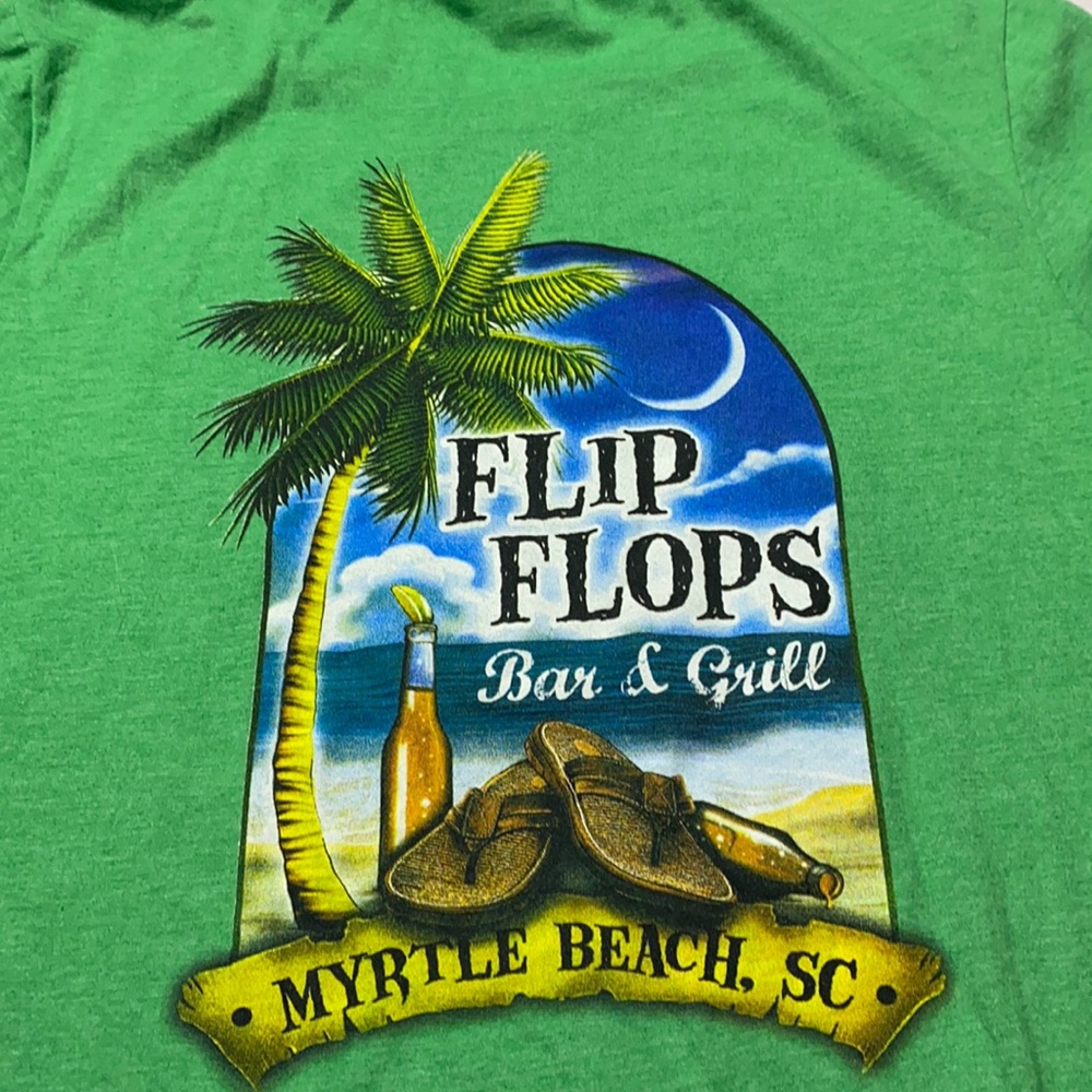 Flip flops bar & grill Myrtle Beach South Carolina medium T-shirt green